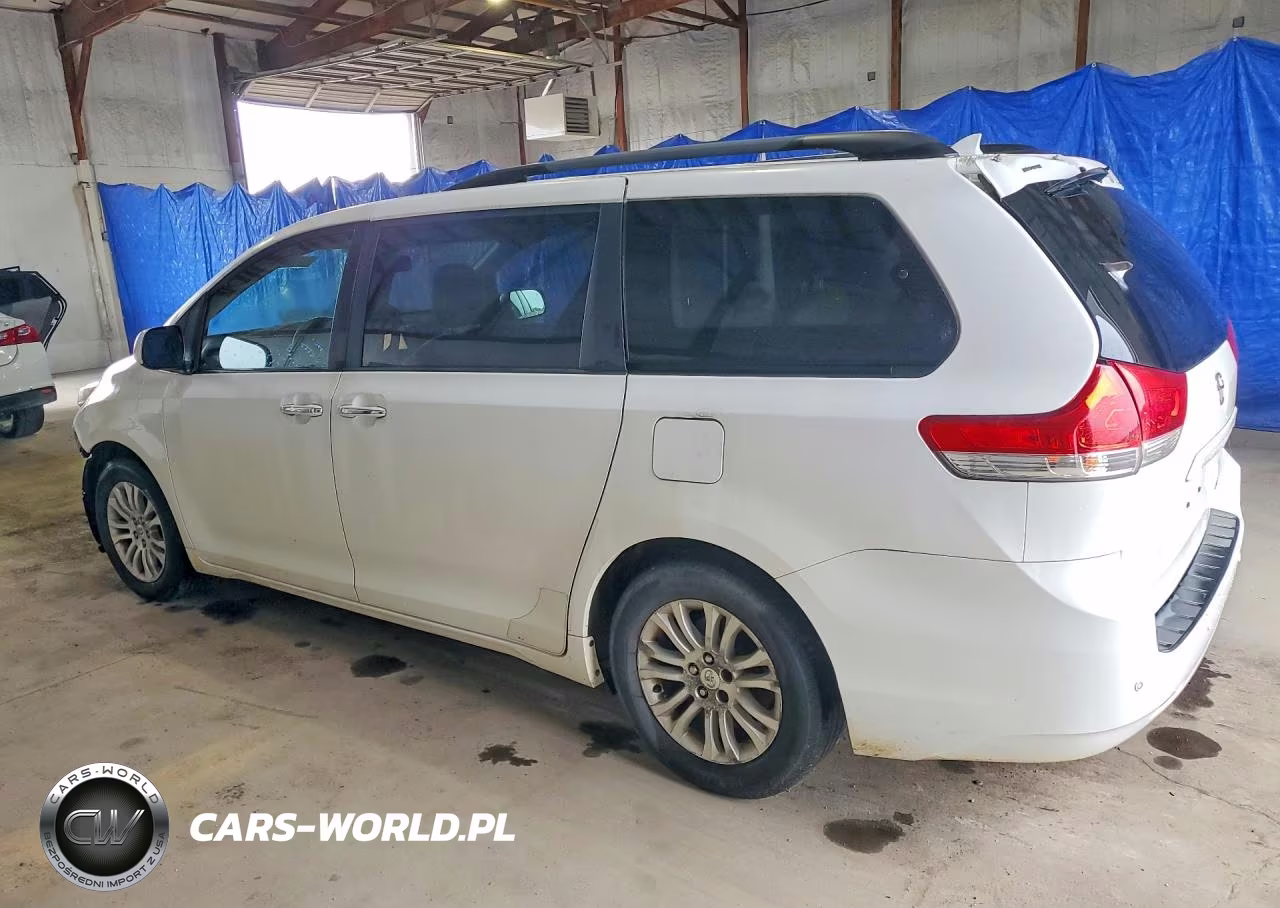 2011 Toyota Sienna Xle 8-Passenger VIN:5TDYK3DC2BS011472 - 2