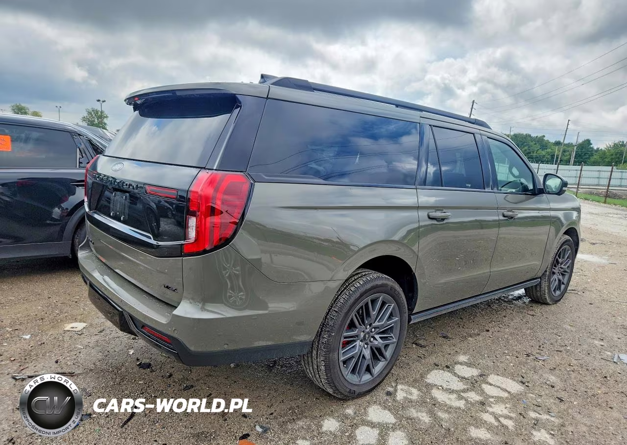 2025 Ford Expedition Max Platinum VIN:1FMJK1MG7SEA00722 - 3