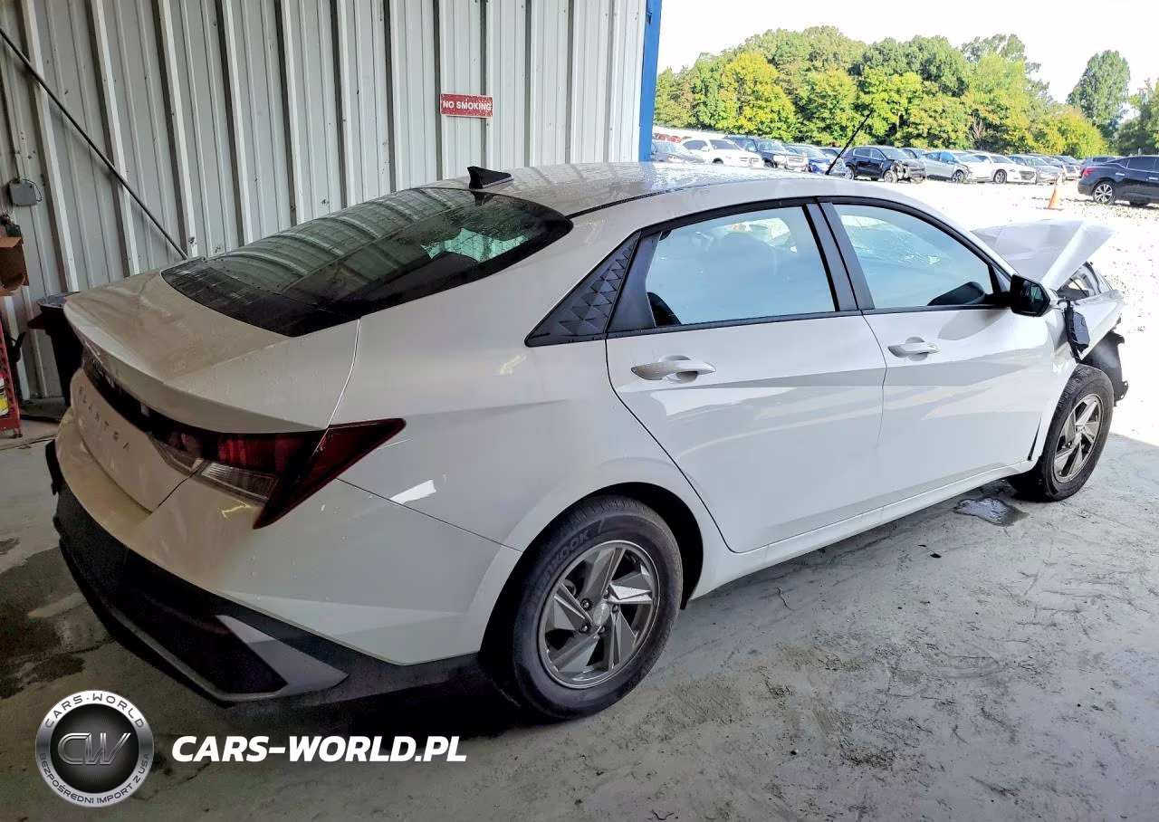 2026 Hyundai Elantra Se VIN:KMHLL4DG0TU169480 - 3