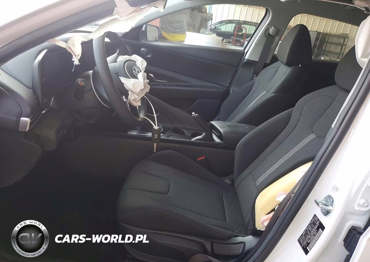 2026 Hyundai Elantra Se VIN:KMHLL4DG0TU169480 - 7
