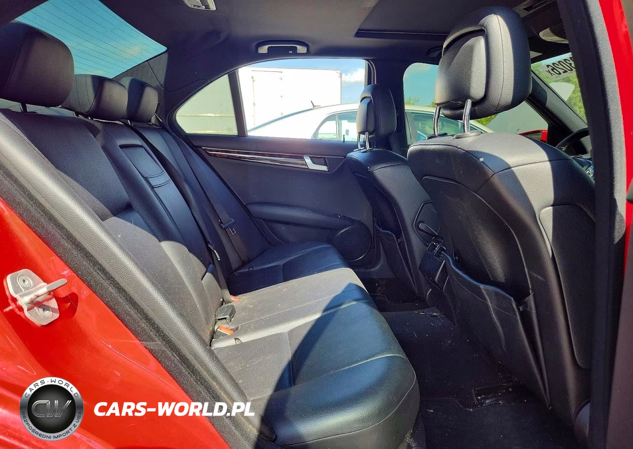 2013 Mercedes-Benz C 250 VIN:WDDGF4HB5DA790850 - 10