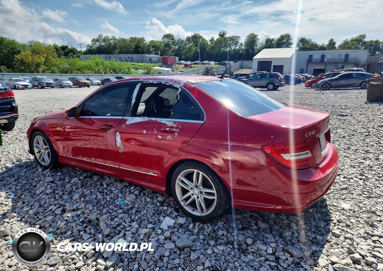 2013 Mercedes-Benz C 250 VIN:WDDGF4HB5DA790850 - 2