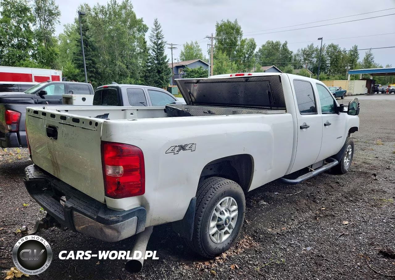 2013 Chevrolet Silverado K2500 Heavy Duty VIN:1GC1KVC85DF216393 - 3