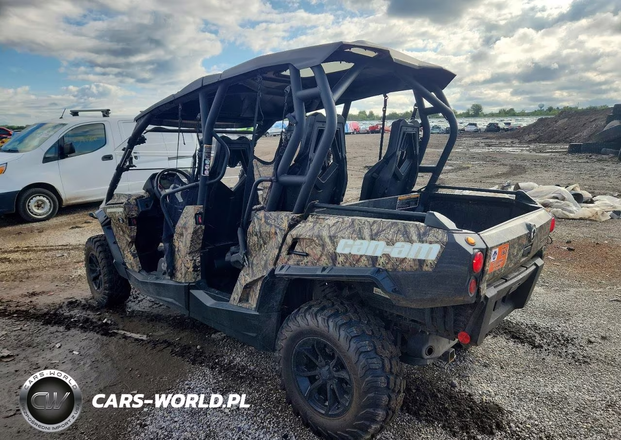 2017 Can-Am Commander Utility Vehicle VIN:3JBKCAP27HJ000250 - 4