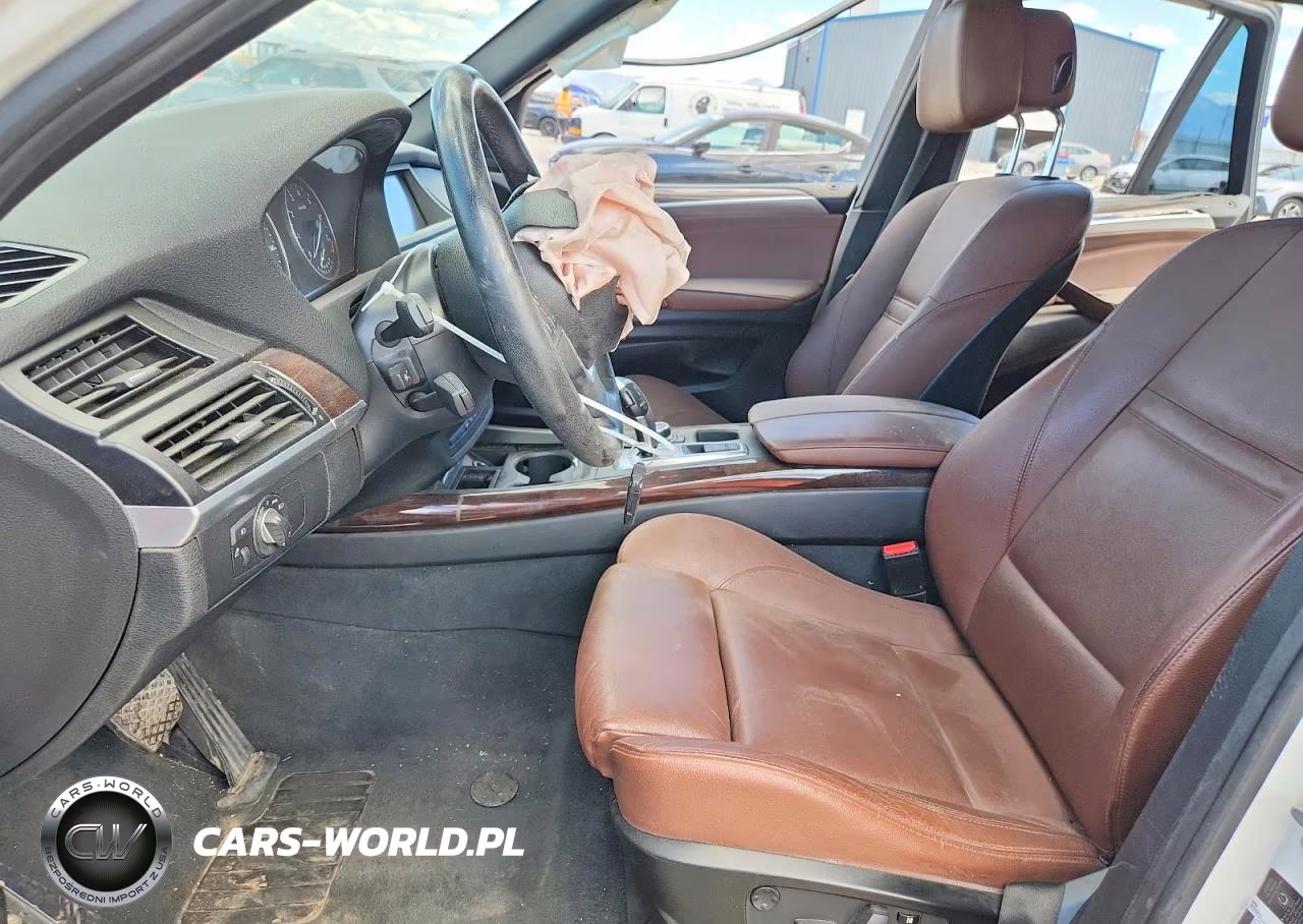2011 BMW X5 xDrive35I VIN:5UXZV4C57BL743195 - 7