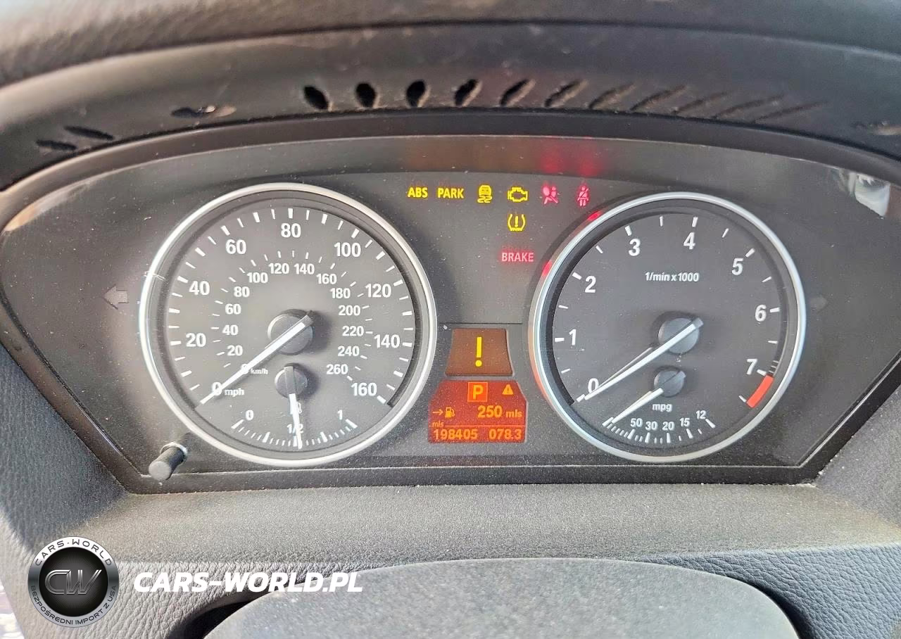 2011 BMW X5 xDrive35I VIN:5UXZV4C57BL743195 - 9