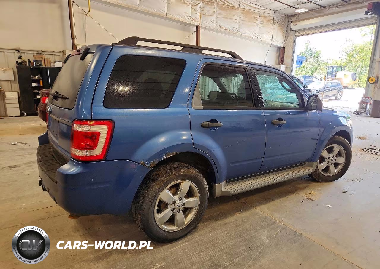 2009 Ford Escape Xlt VIN:1FMCU03729KA44377 - 3