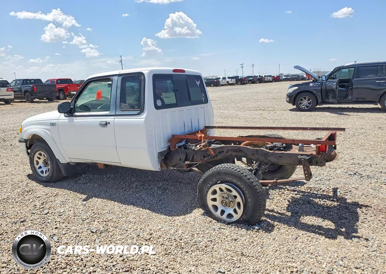 2001 Mazda B3000 Cab Plus VIN:4F4YR16V31TM32221 - 2