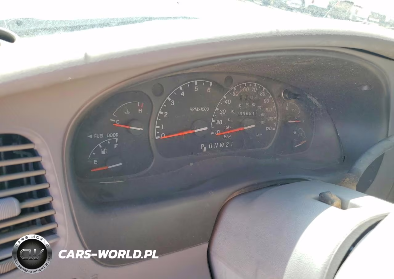 2001 Mazda B3000 Cab Plus VIN:4F4YR16V31TM32221 - 9