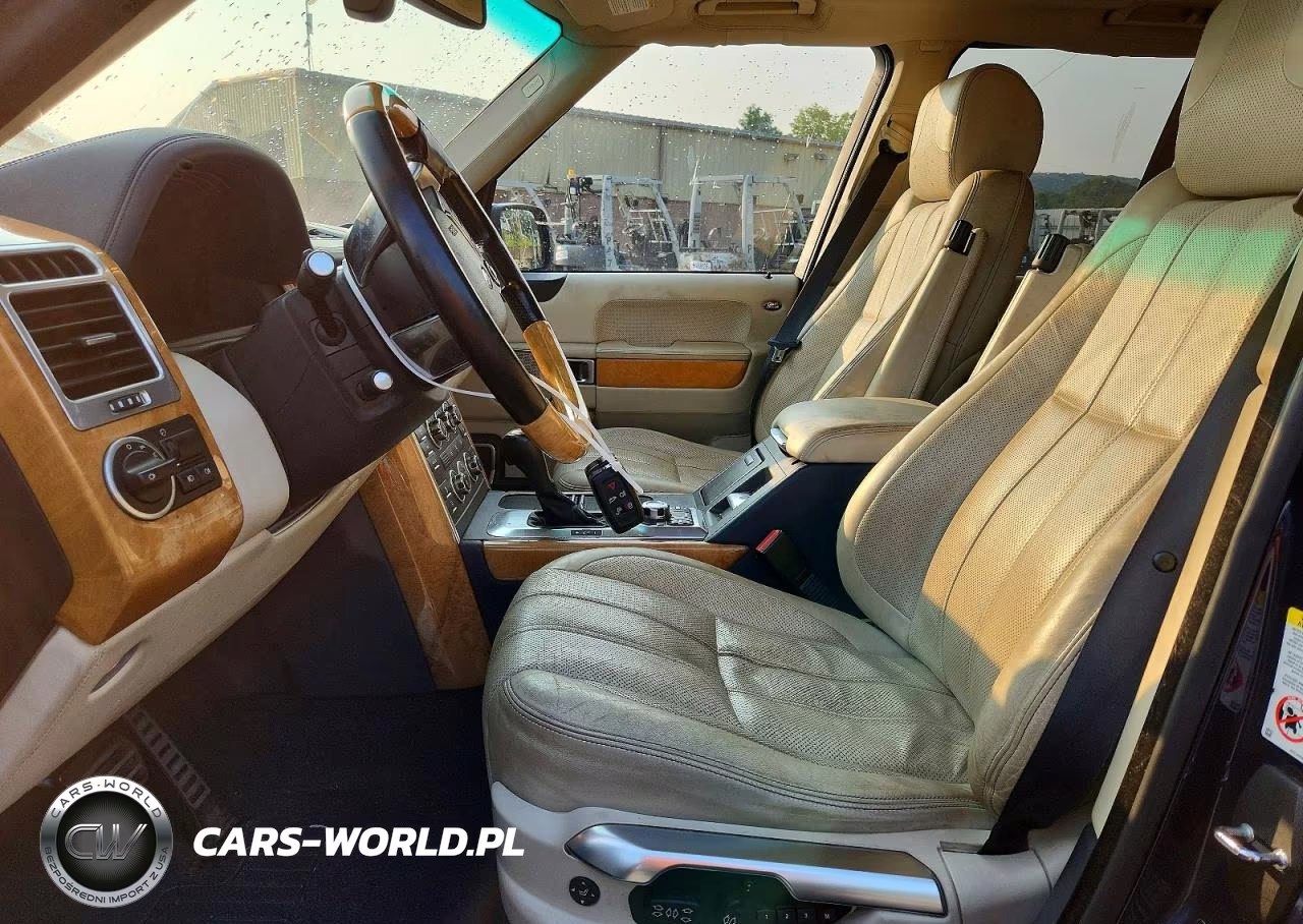 2011 Land Rover Range Rover Autobiography VIN:SALMP1E43BA330705 - 7