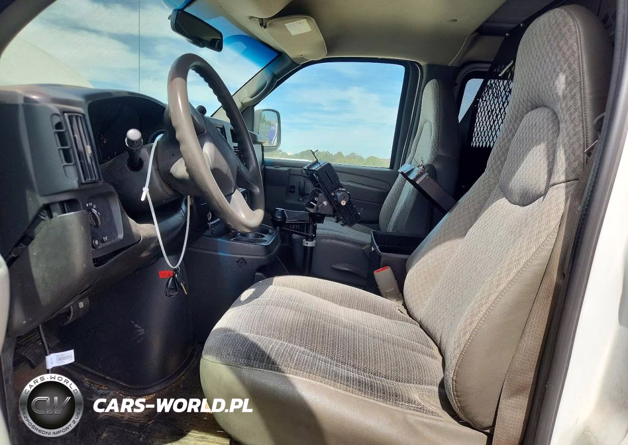 2007 GMC Savana G2500 VIN:1GTGG25V371178693 - 7