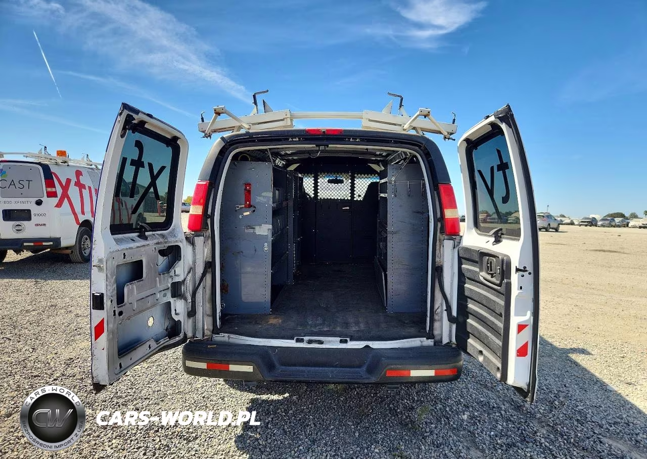 2007 GMC Savana G2500 VIN:1GTGG25V671176713 - 10