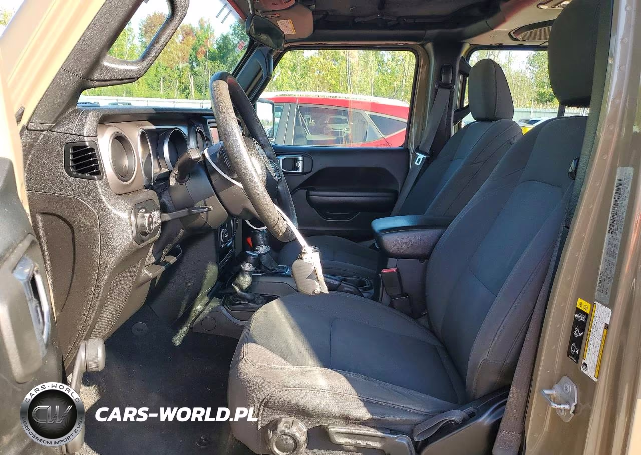2020 Jeep Gladiator Sport VIN:1C6HJTAG0LL171693 - 7