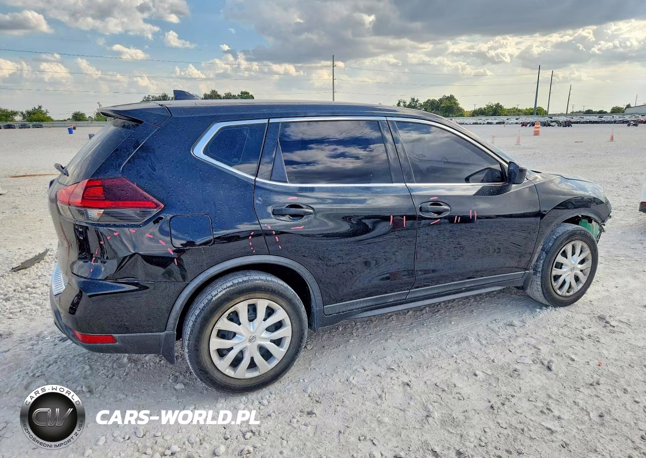 2018 Nissan Rogue S VIN:KNMAT2MT8JP561986 - 3