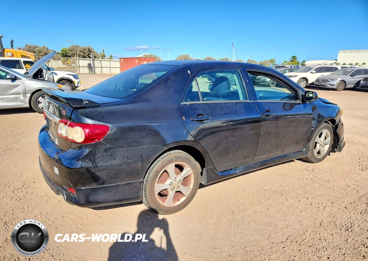 2013 Toyota Corolla Base VIN:2T1BU4EE8DC972787 - 3