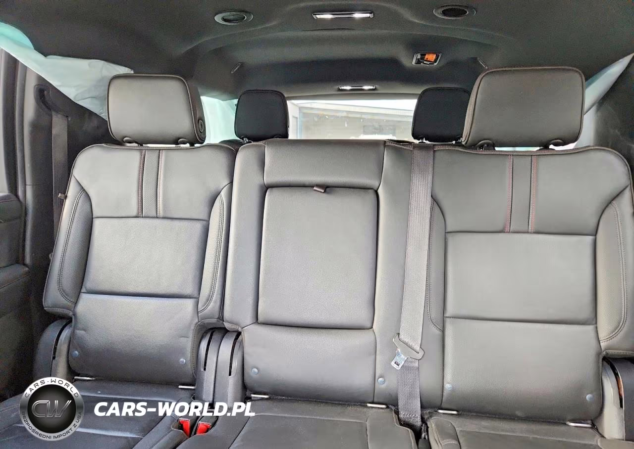 2021 Chevrolet Suburban C1500 Rst VIN:1GNSCEKT1MR361623 - 10