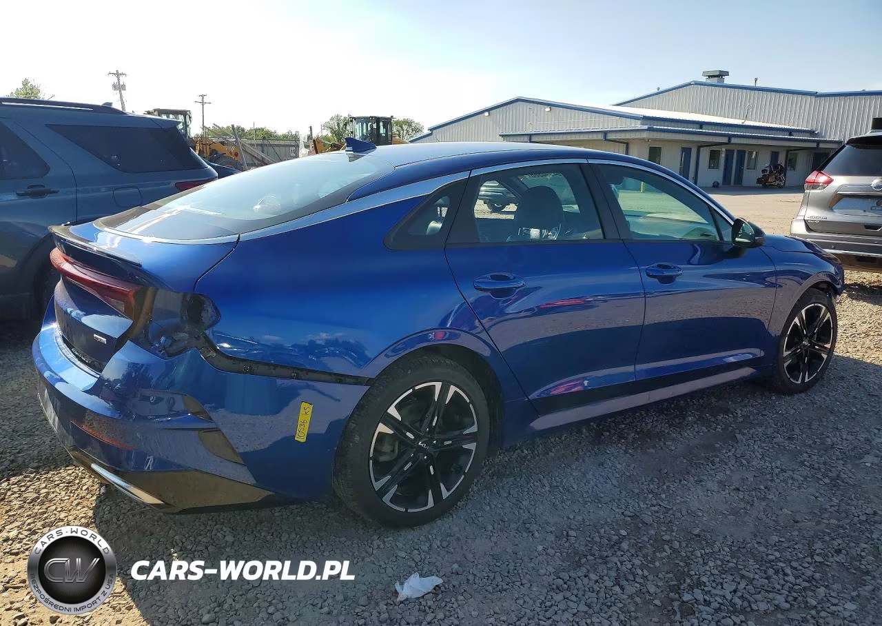 2023 Kia K5 Gt Line VIN:5XXG64J2XPG186790 - 3