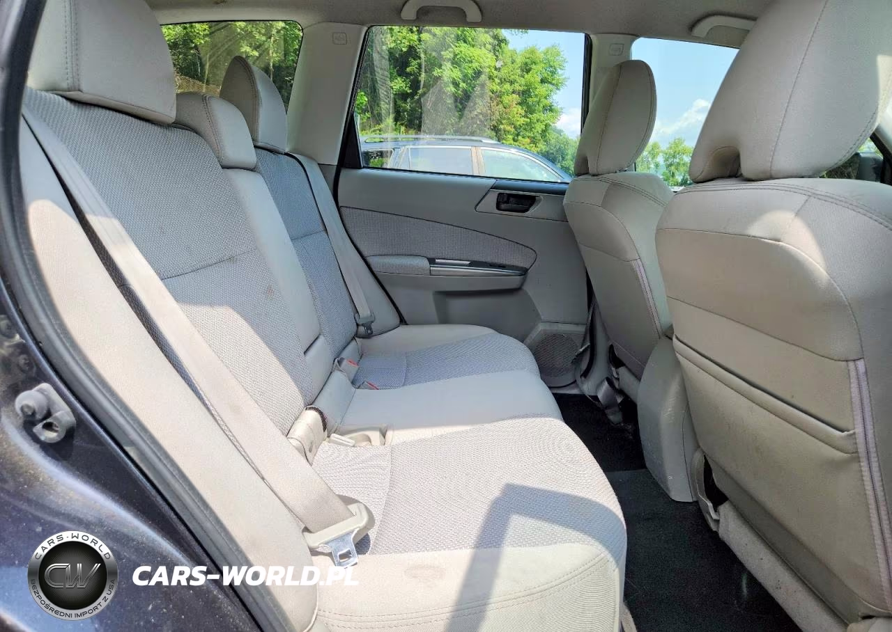2011 Subaru Forester 2.5X VIN:JF2SHABC3BH735026 - 11