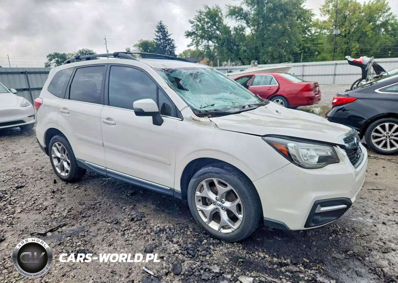 2018 Subaru Forester 2.5I Touring VIN:JF2SJAWC5JH568701 - 4
