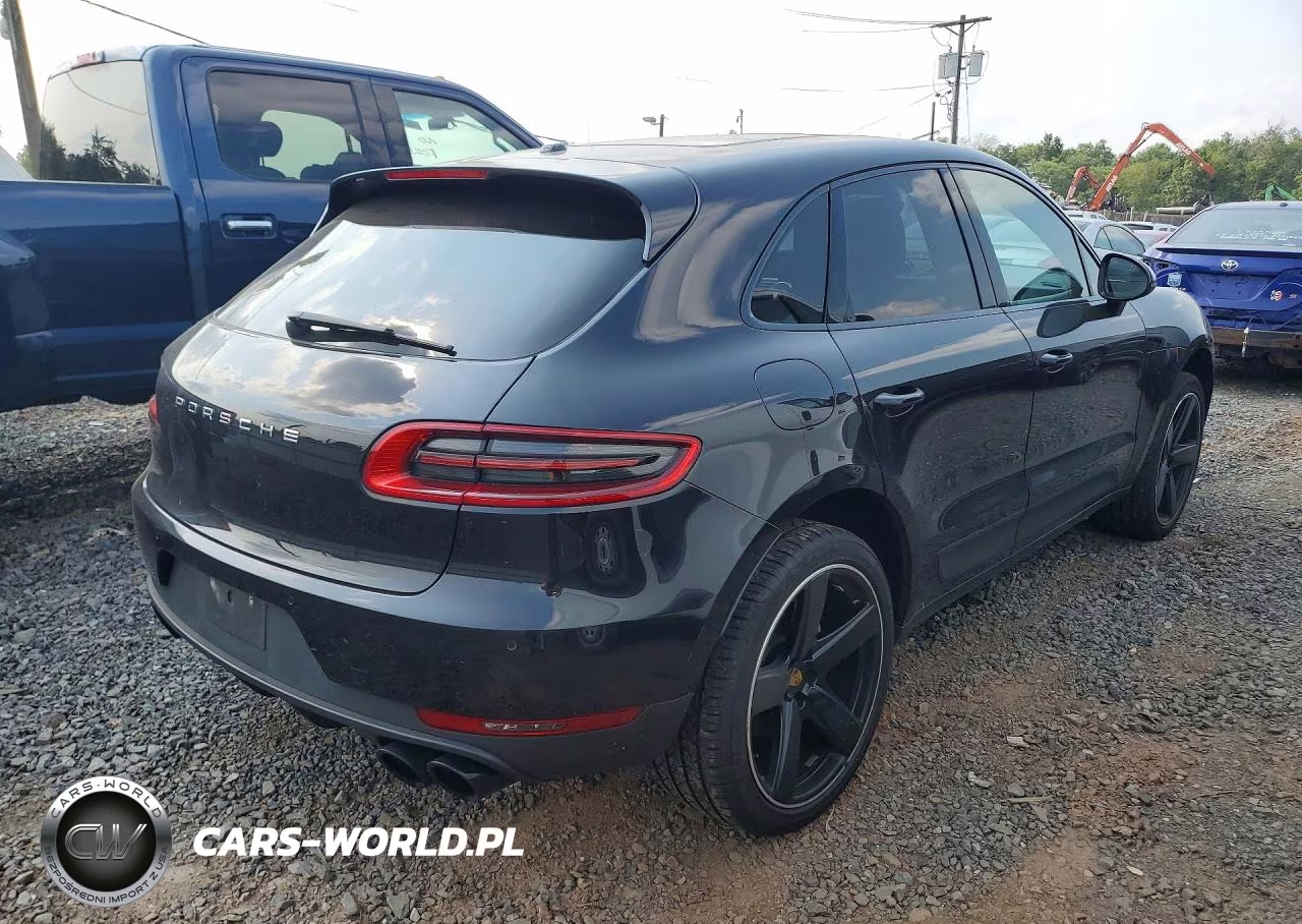 2016 Porsche Macan VIN:WP1AB2A58GLB41233 - 3