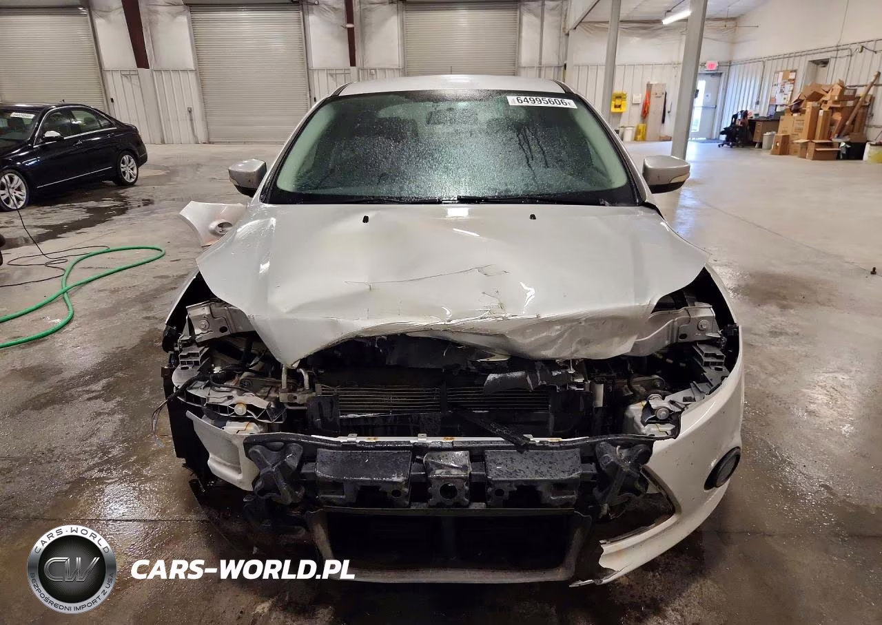 2014 Ford Focus Se VIN:1FADP3F25EL142461 - 5