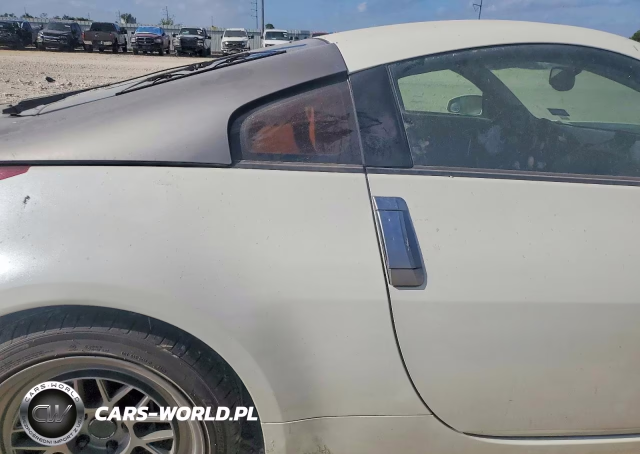 2004 Nissan 350Z Base VIN:JN1AZ34D94M104075 - 10