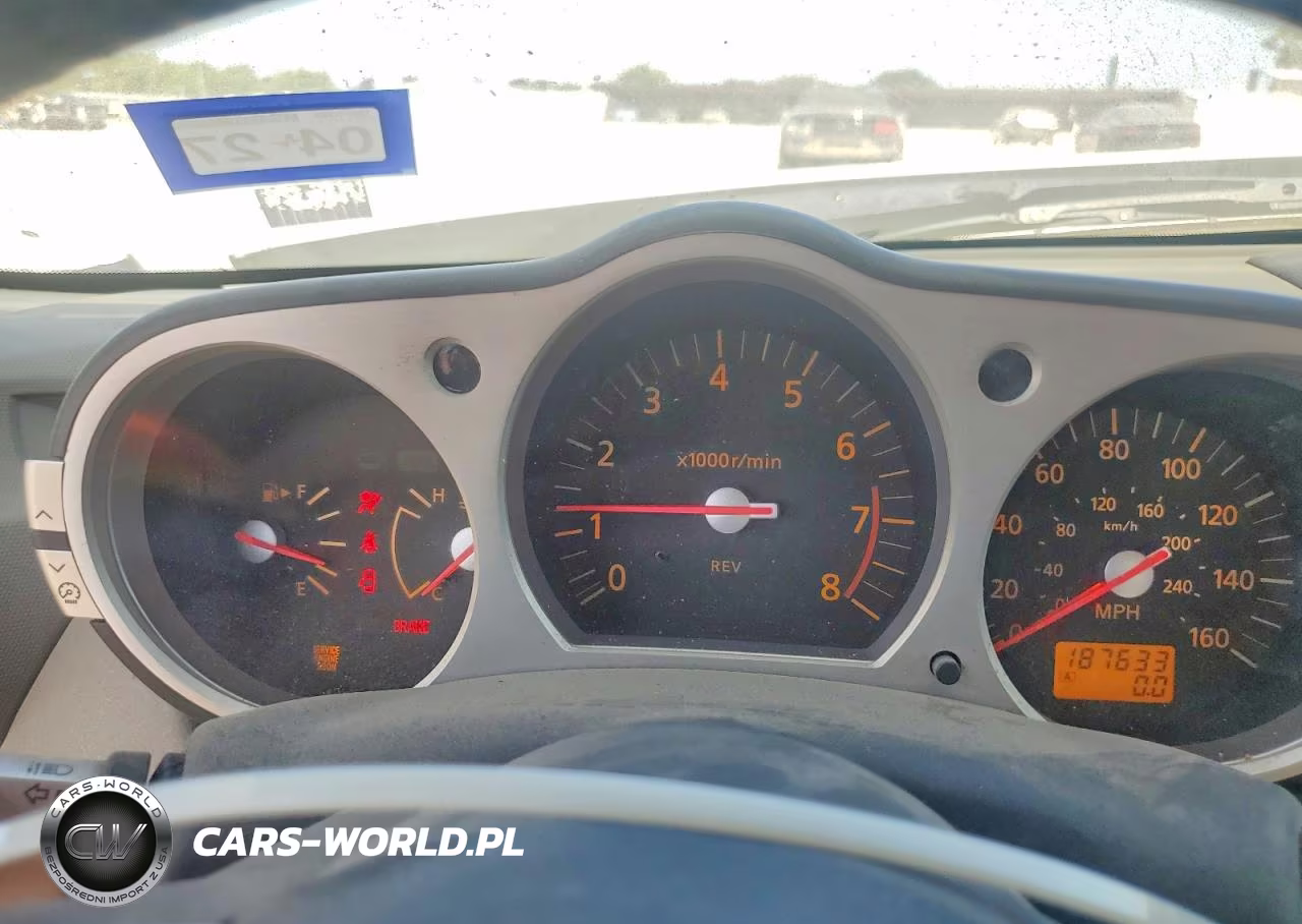 2004 Nissan 350Z Base VIN:JN1AZ34D94M104075 - 9