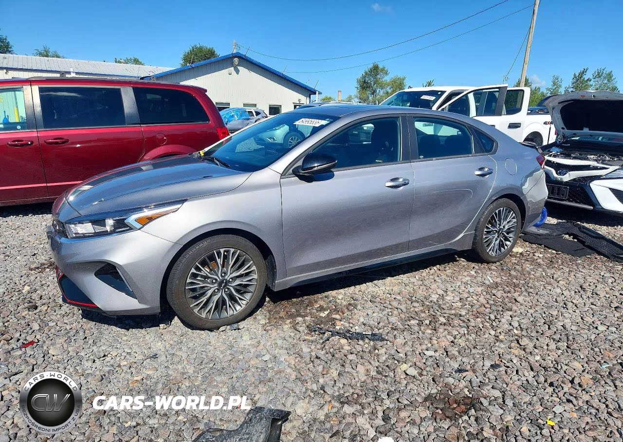 2024 Kia Forte Gt Line – zdjęcie 1 z 13