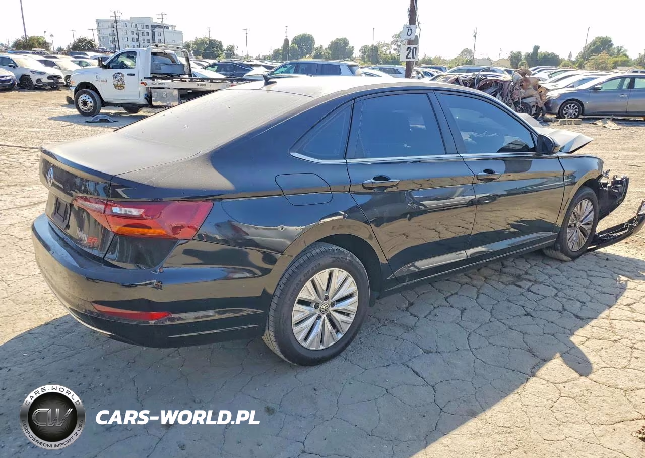 2019 Volkswagen Jetta S VIN:3VWC57BU3KM272840 - 3
