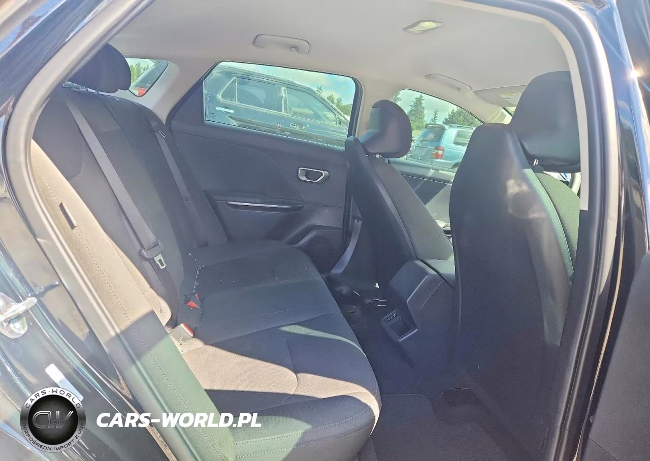 2026 Kia K4 Lxs VIN:3KPFT4DE2TE294768 - 10