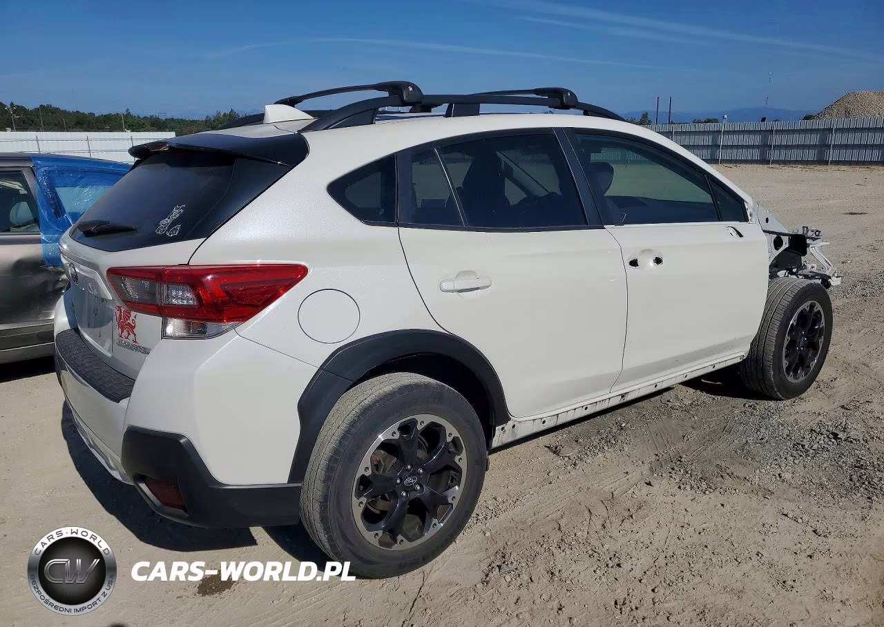 2023 Subaru Crosstrek Premium VIN:JF2GTAPCXP8276372 - 3