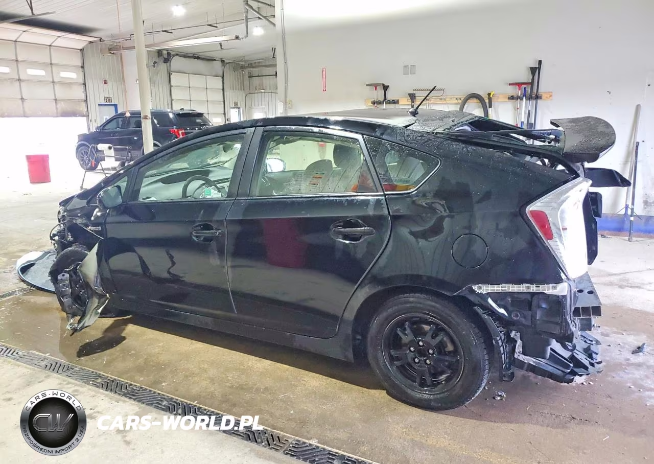TOYOTA PRIUS VIN:JTDKN3DUXF1947929 - 2
