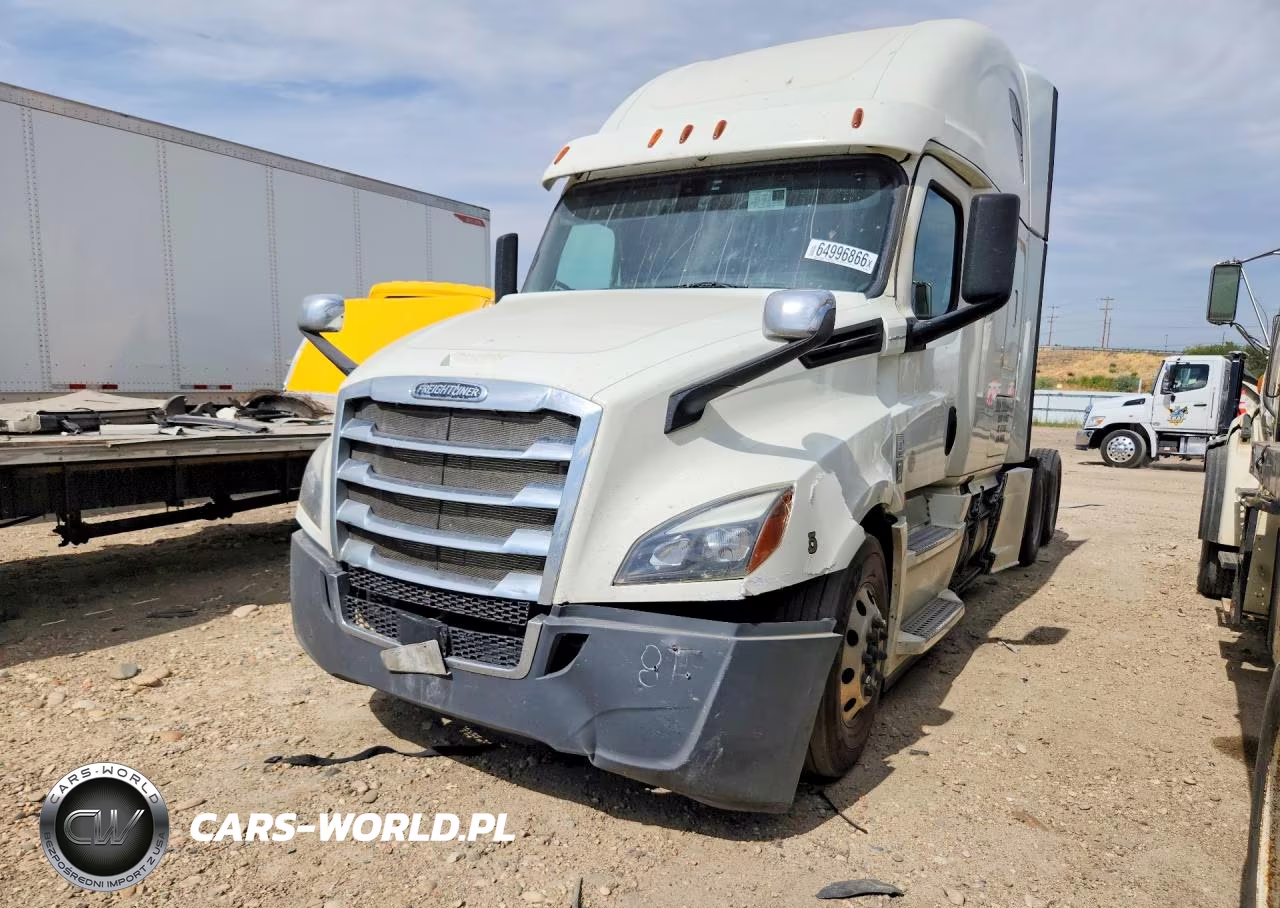 2018 Freightliner Cascadia 126 Semi Truck VIN:3AKJHHDR1JSJW4035 - 1