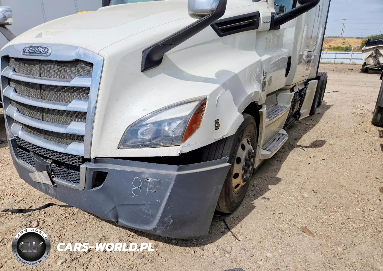 2018 Freightliner Cascadia 126 Semi Truck VIN:3AKJHHDR1JSJW4035 - 14