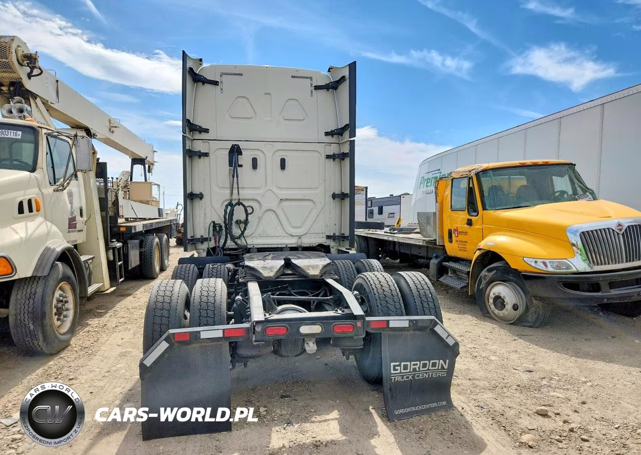 2018 Freightliner Cascadia 126 Semi Truck VIN:3AKJHHDR1JSJW4035 - 6