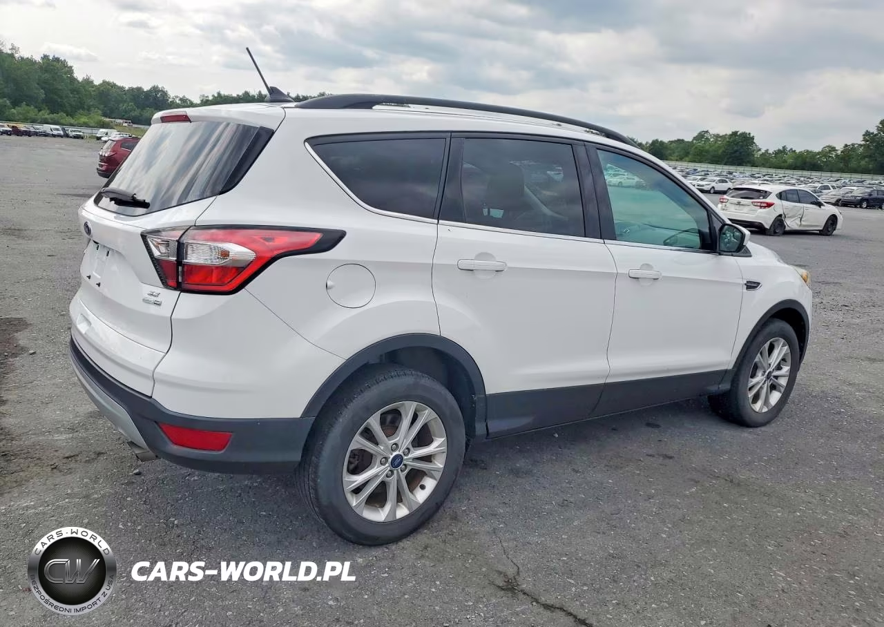 2018 Ford Escape Se VIN:1FMCU9GD8JUA60368 - 3