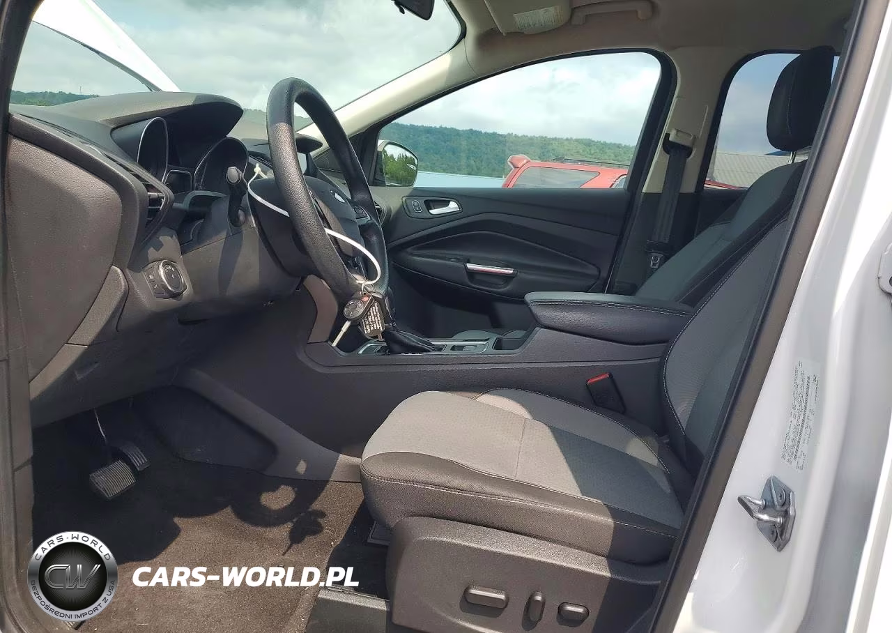 2018 Ford Escape Se VIN:1FMCU9GD8JUA60368 - 7