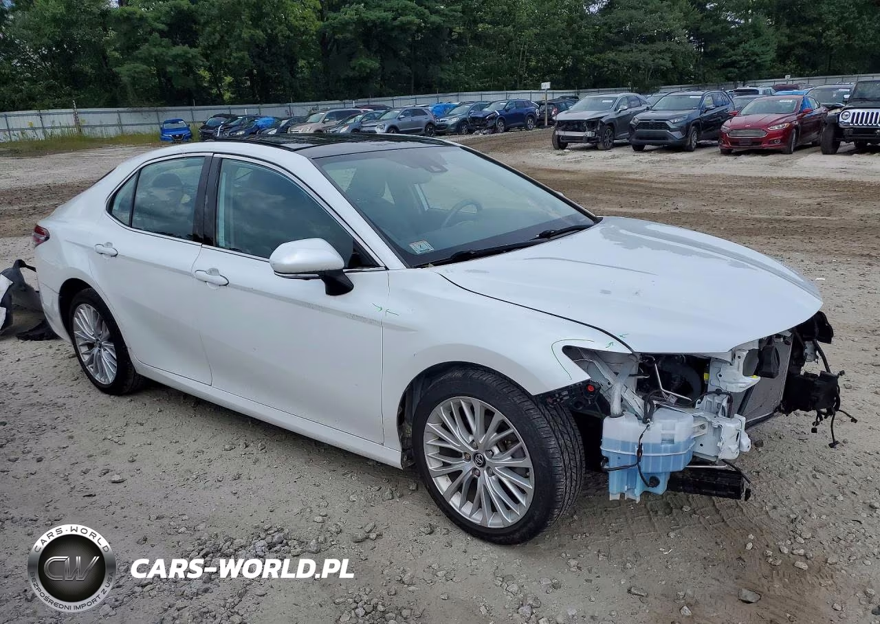 2019 Toyota Camry Xle V6 VIN:4T1BZ1HK1KU028617 - 4