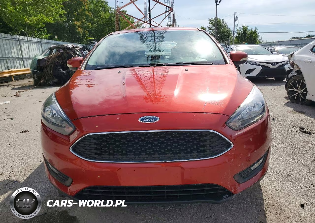 2018 Ford Focus Sel VIN:1FADP3H26JL301995 - 5