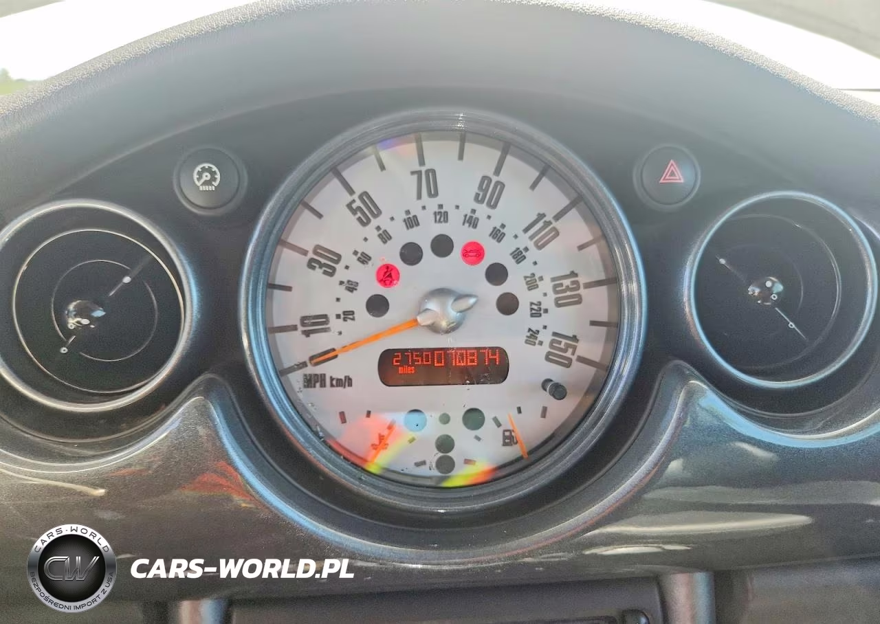 2004 Mini Cooper S VIN:WMWRE33434TD84935 - 9