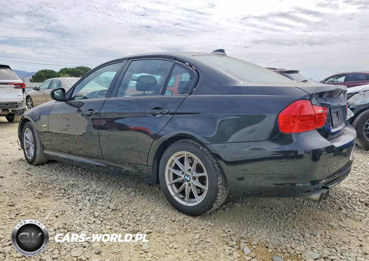 2010 BMW 328 Xi VIN:WBAPK7C57AA461052 - 2