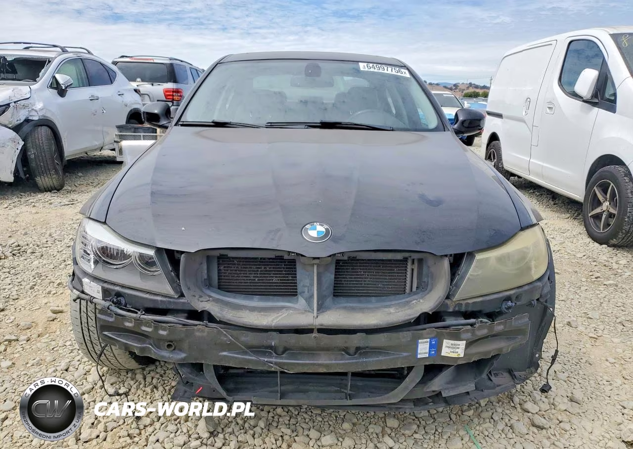 2010 BMW 328 Xi VIN:WBAPK7C57AA461052 - 5