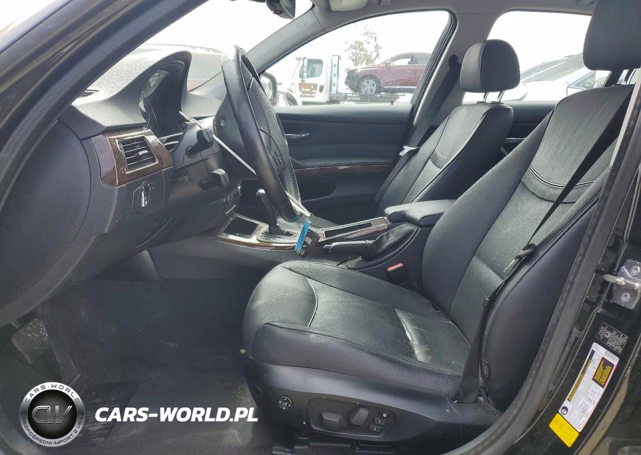 2010 BMW 328 Xi VIN:WBAPK7C57AA461052 - 7