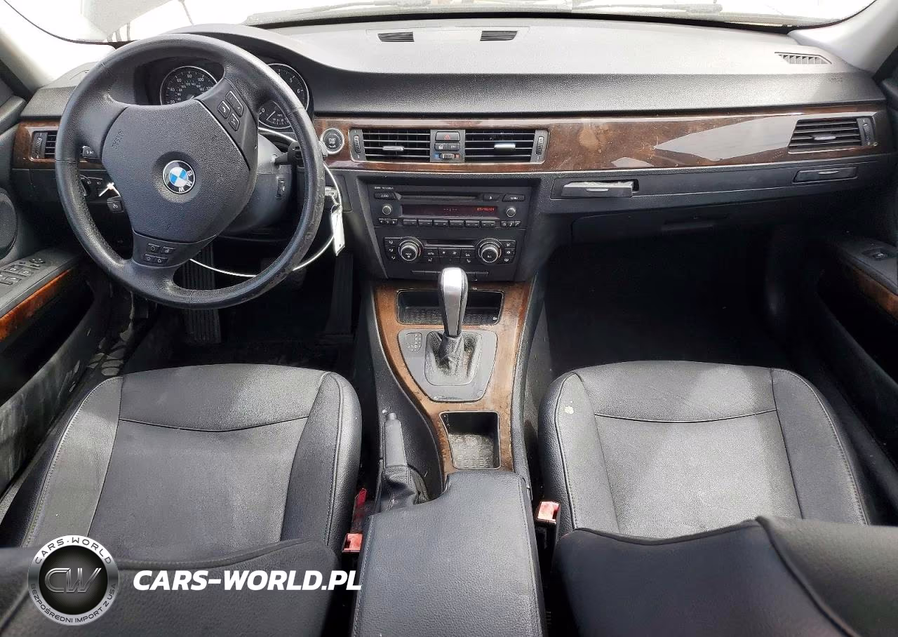 2010 BMW 328 Xi VIN:WBAPK7C57AA461052 - 8