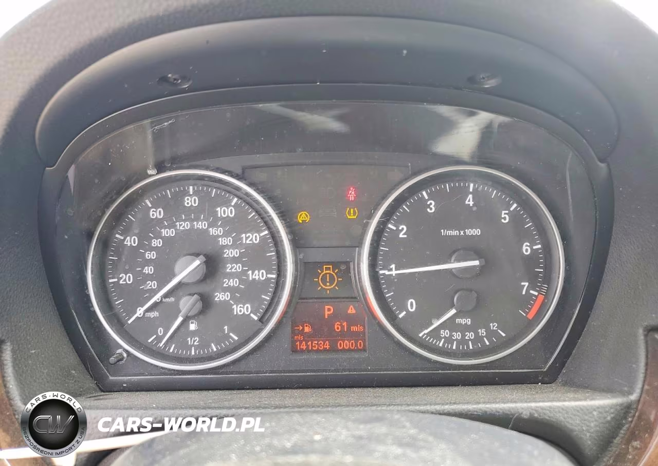 2010 BMW 328 Xi VIN:WBAPK7C57AA461052 - 9