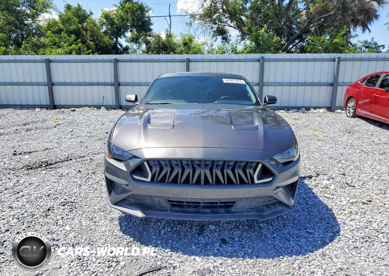 2018 Ford Mustang VIN:1FA6P8TH1J5179228 - 5