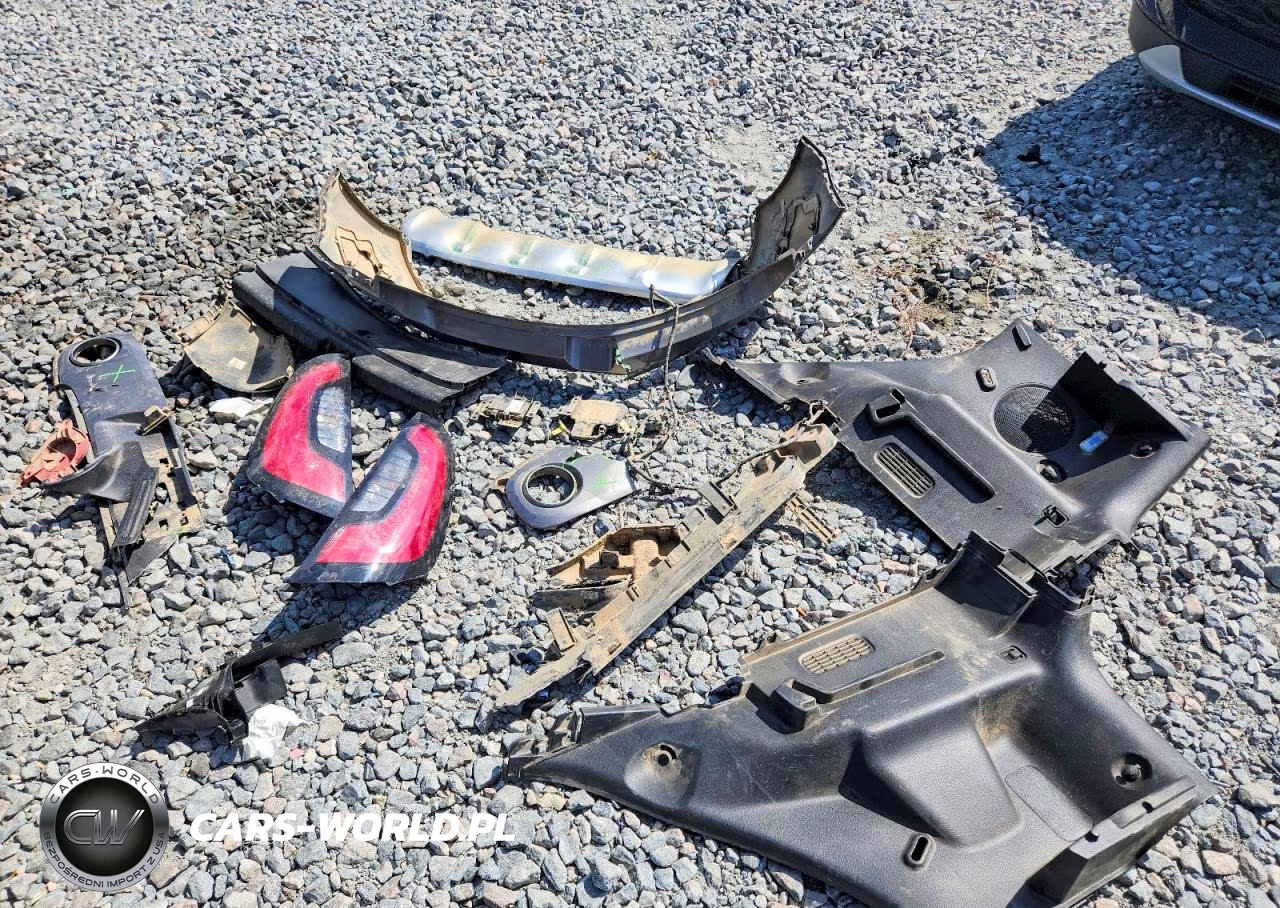 2018 Kia Soul + VIN:KNDJP3A58J7613522 - 13