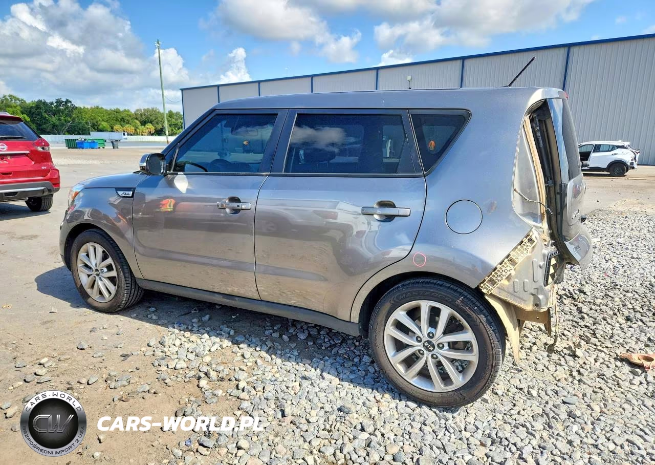 2018 Kia Soul + VIN:KNDJP3A58J7613522 - 2