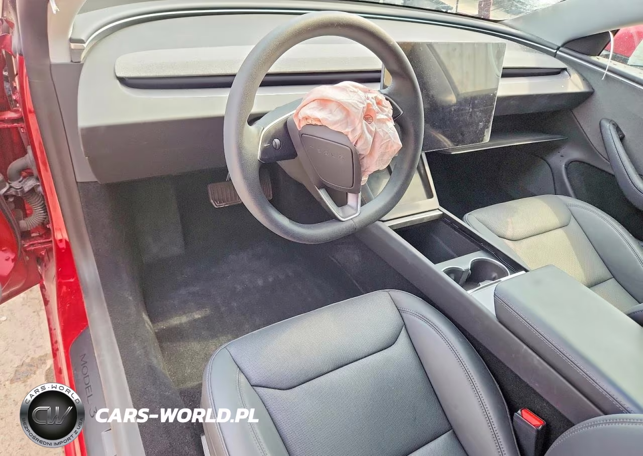 2025 Tesla Model 3 VIN:5YJ3E1EA9SF895949 - 8