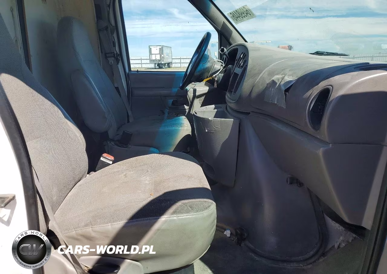 2002 Ford Econoline E350 Super Duty Cutaway Van VIN:1FDWE35LX2HA66295 - 11